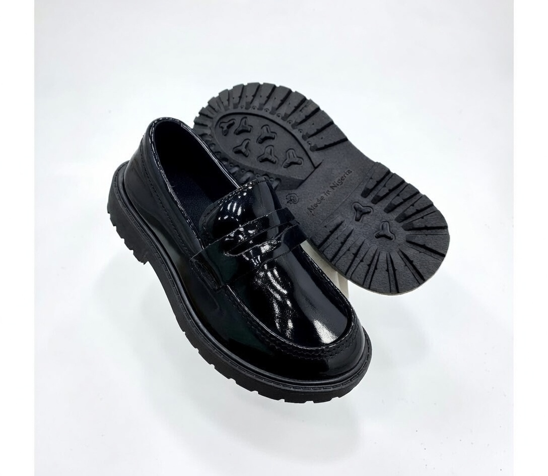 image (18) Female School Shoe - Image 1