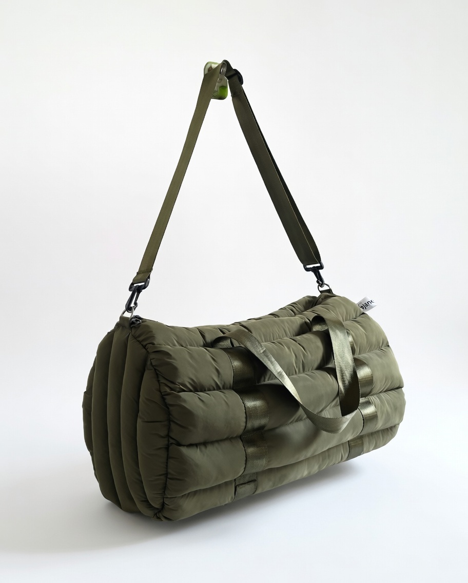 image (2) Travel Bag - Image 1