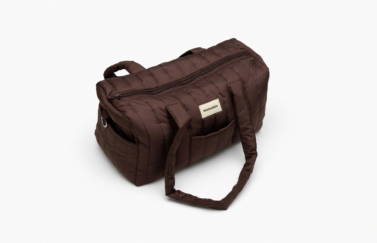 image (7) Travel Bag - Image 1